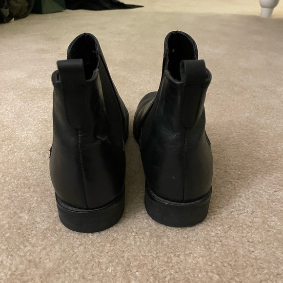 ASOS black Chelsea boots - Picture 4 of 6